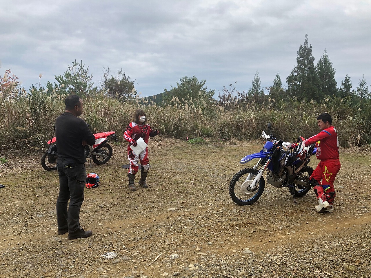 12月6日発売に向けて鋭意取材中